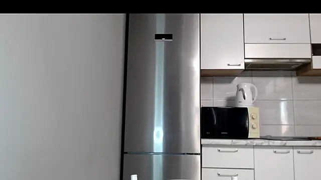 Snapshot of SierraSky_ chatting on June 19, 5:17 pm SierraSky online show from June 19, 5:17 pm