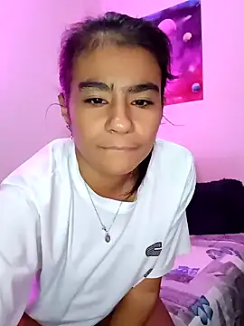 Leslly  online show from January 13, 5:01 am