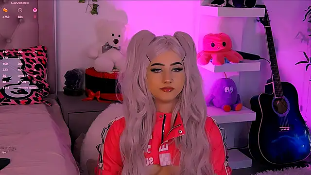 Snapshot of LaylaBrown chatting on September 12, 6:41 pm LaylaBrown online show from September 12, 6:41 pm