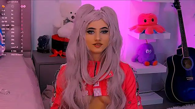 Snapshot of LaylaBrown chatting on September 20, 7:15 pm LaylaBrown online show from September 20, 7:15 pm