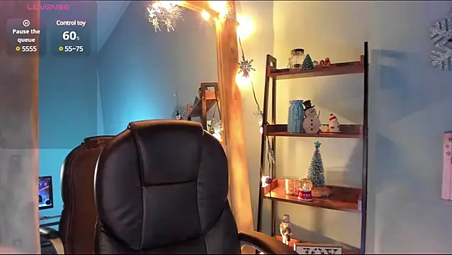 alikahouston4 online show from January 16, 6:35 am