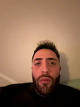 1ninefellababy online show from January 7, 6:10 pm