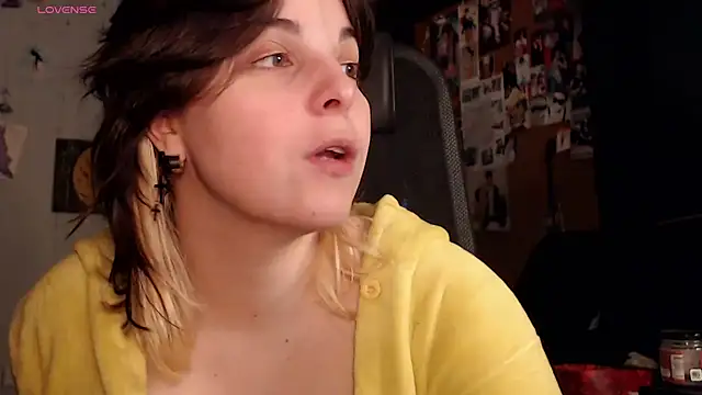 Saya sweet online show from February 7, 6:06 am