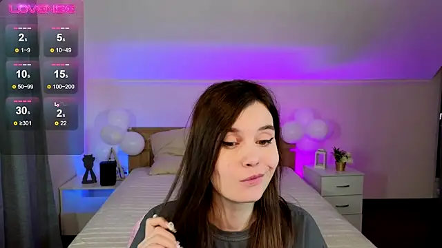 SusieMorris online show from February 25, 8:14 am