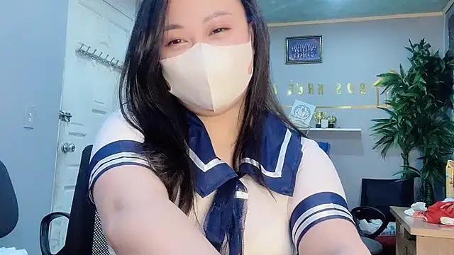 Snapshot of Bamboo_Swetie chatting on December 23, 3:23 pm Bamboo Swetie online show from December 23, 3:23 pm