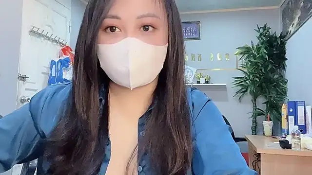 Snapshot of Bamboo_Swetie chatting on January 10, 3:06 pm Bamboo Swetie online show from January 10, 3:06 pm