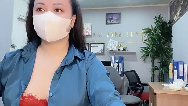 Snapshot of Bamboo_Swetie chatting on January 21, 5:38 am Bamboo Swetie online show from January 21, 5:38 am