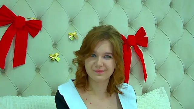 LessySmith online show from January 7, 7:38 pm