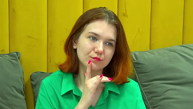 LessySmith online show from March 14, 4:18 am