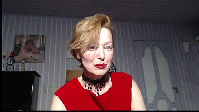 Snapshot of Marquise555 chatting on December 3, 5:55 pm Marquise555 online show from December 3, 5:55 pm