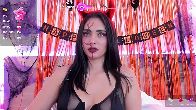 Snapshot of kareena_basu chatting on October 24, 7:10 pm kareena basu online show from October 24, 7:10 pm