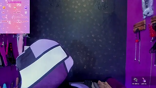 Alexa Slave online show from January 14, 7:41 pm