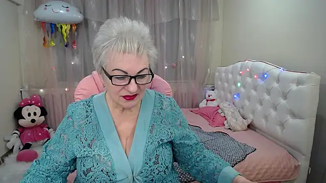 KayleSmoll online show from January 22, 10:15 pm