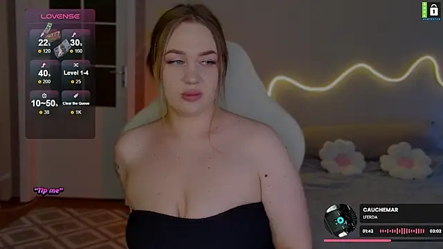 -LinaLove- online show from July 26, 9:32 pm