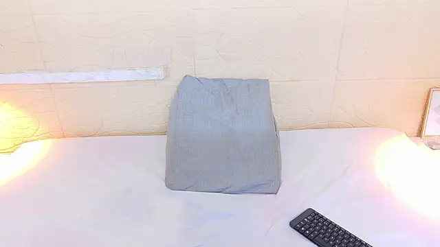 Snapshot of Shamiraa_moore chatting on March 4, 10:49 pm Shamiraa moore online show from March 4, 10:49 pm