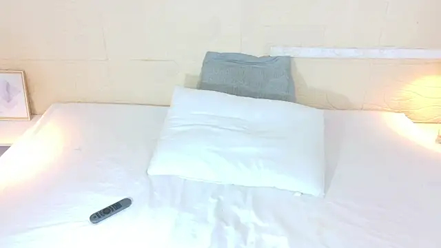 Snapshot of Shamiraa_moore chatting on October 1, 8:26 pm Shamiraa moore online show from October 1, 8:26 pm