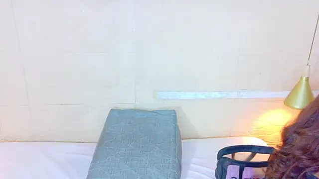 Snapshot of Shamiraa_moore chatting on April 1, 8:06 pm Shamiraa moore online show from April 1, 8:06 pm