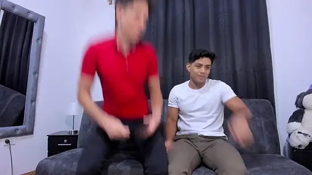 Luciano and Marlon online show from April 8, 11:21 am