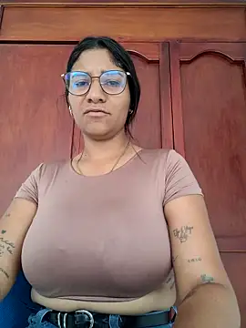 Sofythom1 online show from March 7, 6:49 pm