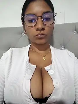 Sofythom1 online show from March 15, 12:27 am