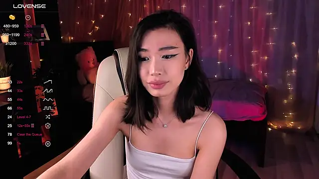 Snapshot of sensualily chatting on December 28, 9:40 pm sensualily online show from December 28, 9:40 pm