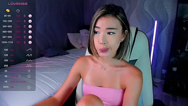 Snapshot of sensualily chatting on July 8, 3:38 pm sensualily online show from July 8, 3:38 pm