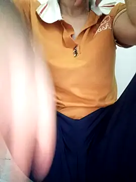 Snapshot of YunLem chatting on September 27, 6:40 am YunLem online show from September 27, 6:40 am