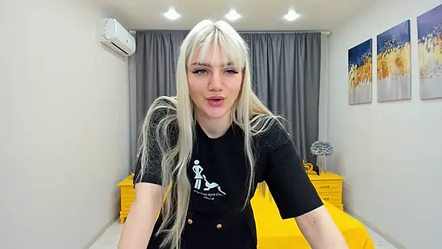 SelenaeMoore online show from January 25, 7:39 pm