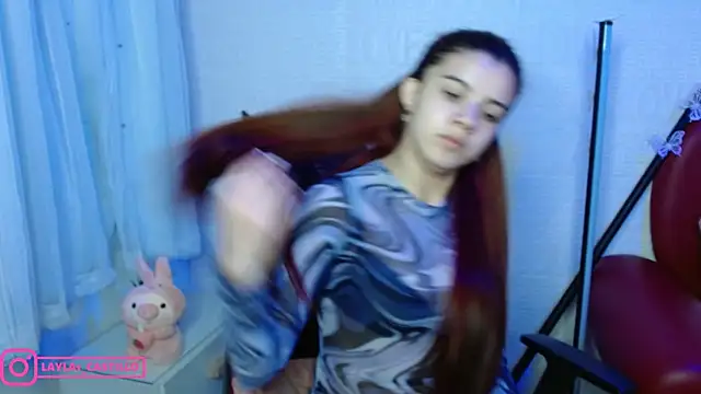 Snapshot of Layla_castilloo chatting on February 27, 2:10 pm Layla castilloo online show from February 27, 2:10 pm