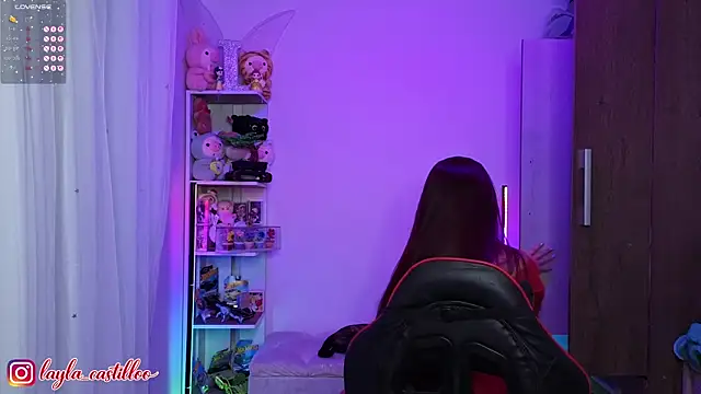 Layla castilloo online show from April 21, 1:42 am