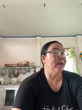 Snapshot of NDith chatting on March 23, 4:05 am NDith online show from March 23, 4:05 am