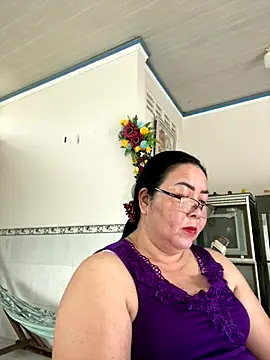 Snapshot of NDith chatting on September 19, 12:12 am NDith online show from September 19, 12:12 am