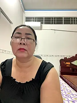 Snapshot of NDith chatting on September 25, 12:31 pm NDith online show from September 25, 12:31 pm