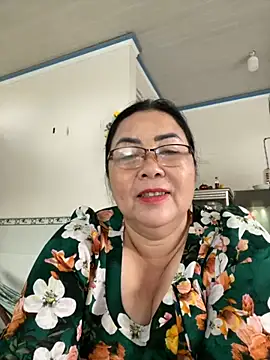 Snapshot of NDith chatting on September 27, 1:54 am NDith online show from September 27, 1:54 am