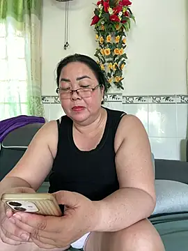NDith online show from June 29, 1:01 am