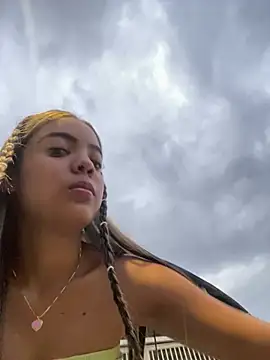 NAUGHTY LITTLE 18 online show from December 19, 11:03 pm