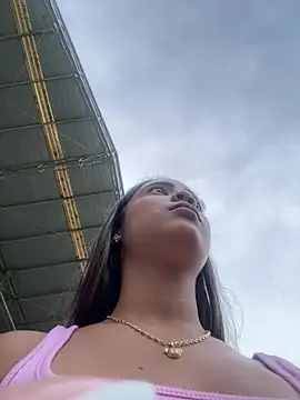 NAUGHTY LITTLE 18 online show from March 22, 11:09 pm