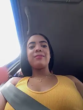 NAUGHTY LITTLE 18 online show from September 19, 9:04 pm