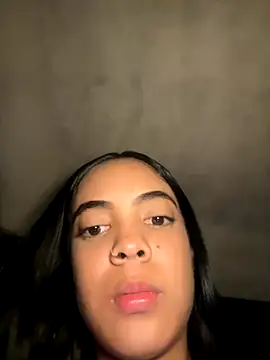 NAUGHTY LITTLE 18 online show from November 2, 3:09 am