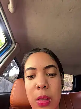 NAUGHTY LITTLE 18 online show from February 10, 3:16 pm