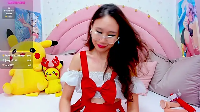Nao  Chan  online show from December 24, 7:49 am