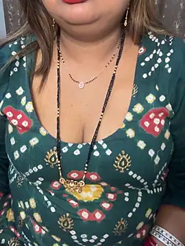 Oh-Monika online show from April 4, 9:18 am