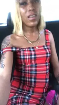 Snapshot of Kylie_Hairy_Bbc chatting on January 16, 11:37 am Kylie Hairy Bbc online show from January 16, 11:37 am