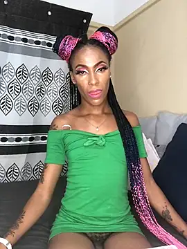 Snapshot of Kylie_Hairy_Bbc chatting on February 27, 2:10 am Kylie Hairy Bbc online show from February 27, 2:10 am