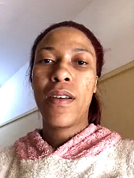 Snapshot of Kylie_Hairy_Bbc chatting on November 25, 1:22 pm Kylie Hairy Bbc online show from November 25, 1:22 pm