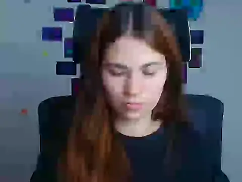 Loon Amore online show from November 24, 6:35 am