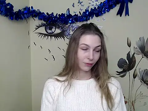 Snapshot of StrangerGi chatting on January 18, 12:57 pm StrangerGi online show from January 18, 12:57 pm