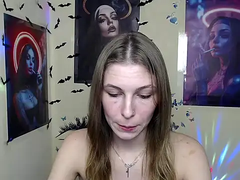 Snapshot of StrangerGi chatting on February 27, 4:53 pm StrangerGi online show from February 27, 4:53 pm