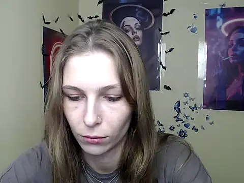 Snapshot of StrangerGi chatting on March 14, 1:02 pm StrangerGi online show from March 14, 1:02 pm