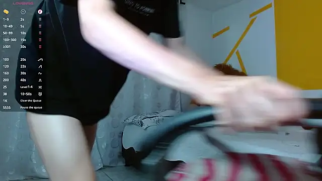 Matthew Boy  online show from January 18, 8:20 am